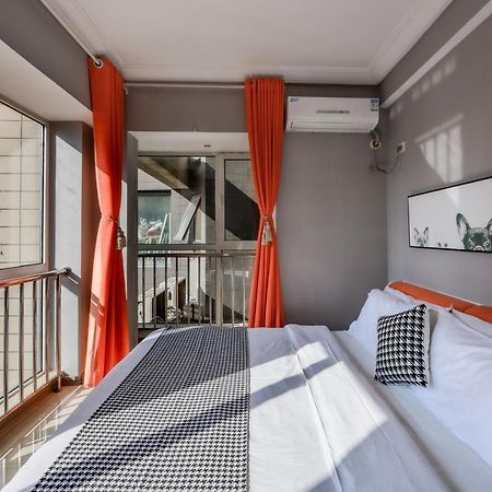 Mark And Henry Apartment Xi'An South Gate/City Wall Екстер'єр фото