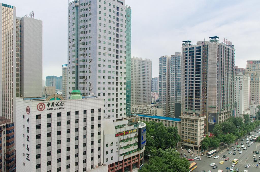 Mark And Henry Apartment Xi'An South Gate/City Wall Екстер'єр фото
